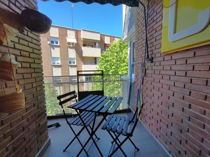 Apartamento Luminoso en Arganzuela de 2 Dormitorios #1968 en Madrid