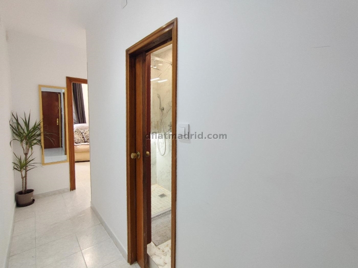 Bright Apartment in Tetuan of 2 Bedrooms #1977 in Madrid