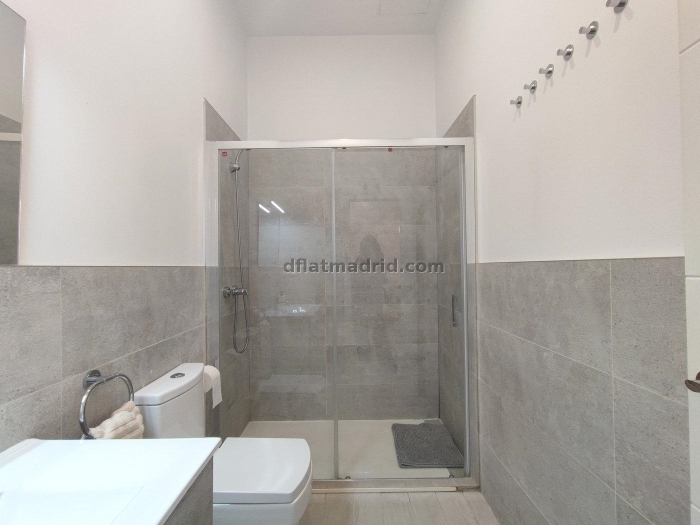 Apartamento Acogedor en Tetuan de 1 Dormitorio #1978 en Madrid